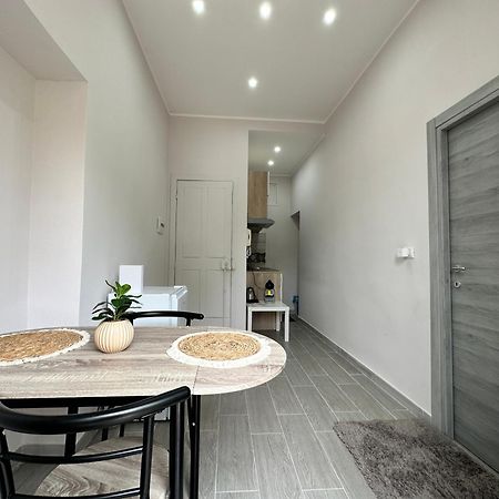 Di Vaio S Apartament Apartment Naples Exterior photo